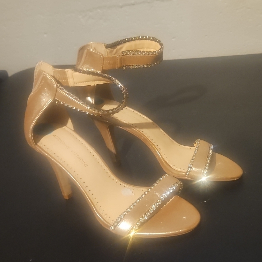 Elegant Tan Heeled Sandals with Rhinestone Accents